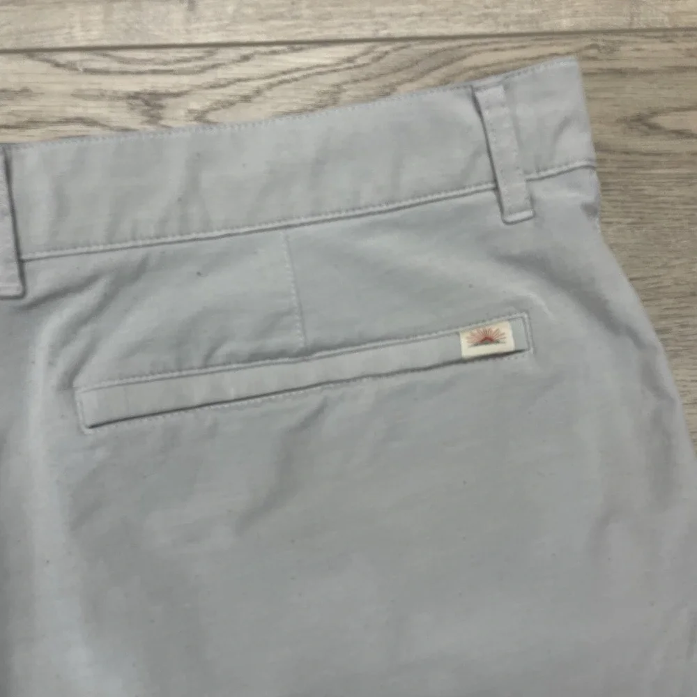 Faherty All Day Shorts Gray Heather Men Sz 40 Outdoor Active Golf PEELING‎